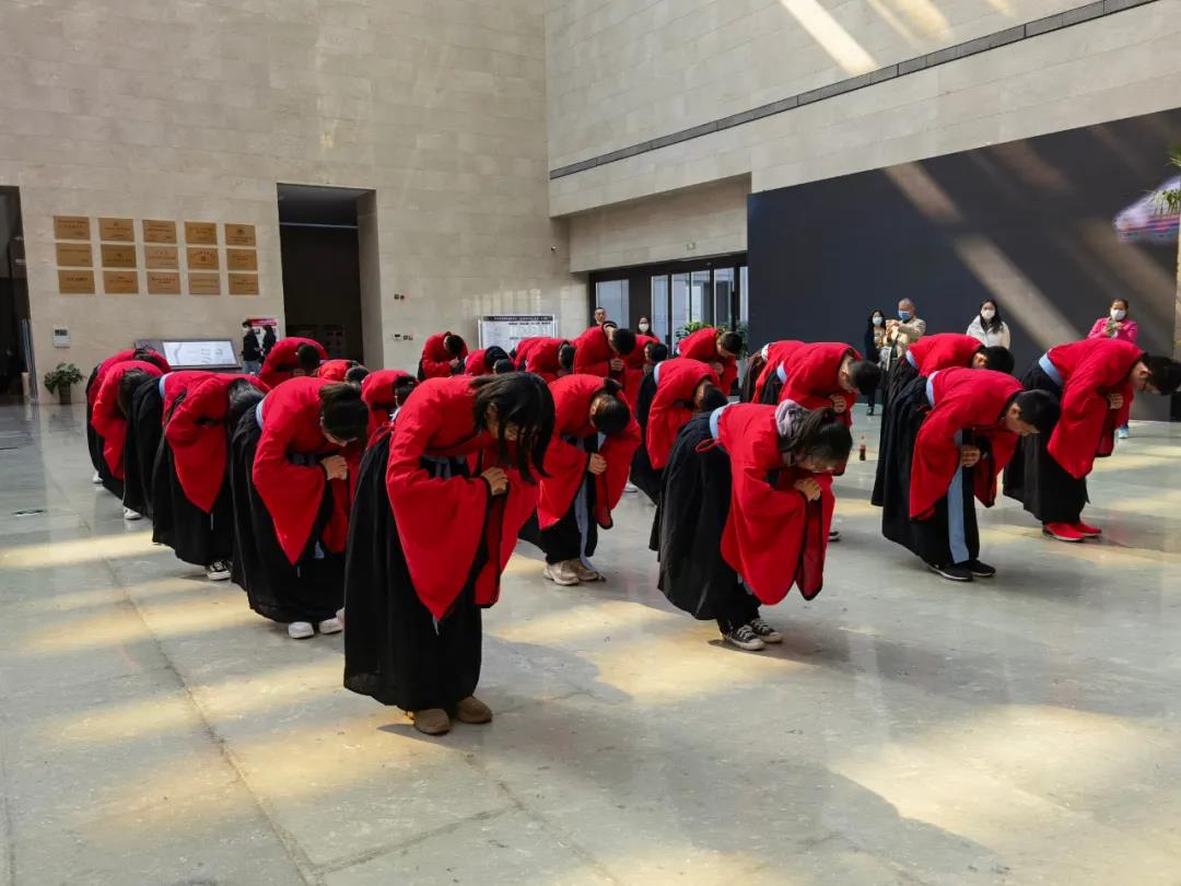 真人电子游艺平台