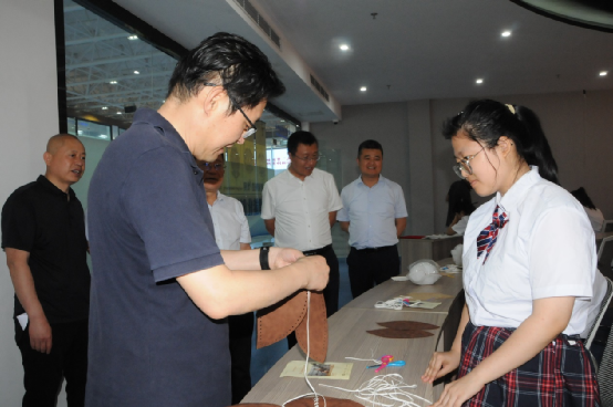 真人电子游艺平台
